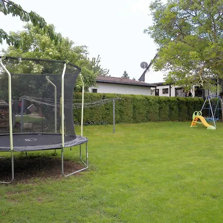 9 * Balatonbereny