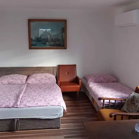 9 بيت للعطل Balatonberény